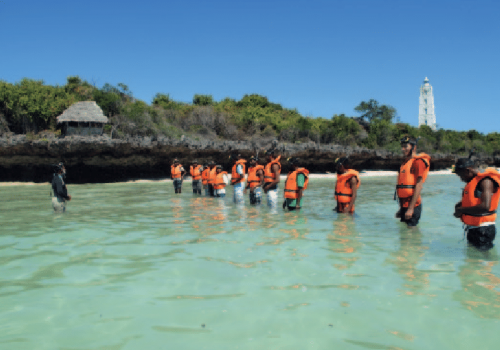 Secondary-students-learning-to-snorkel-Chumbe-Island-Coral-Park